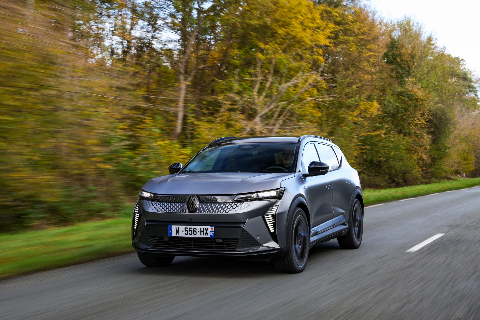 The Renault Scenic is back and this time it’s electric