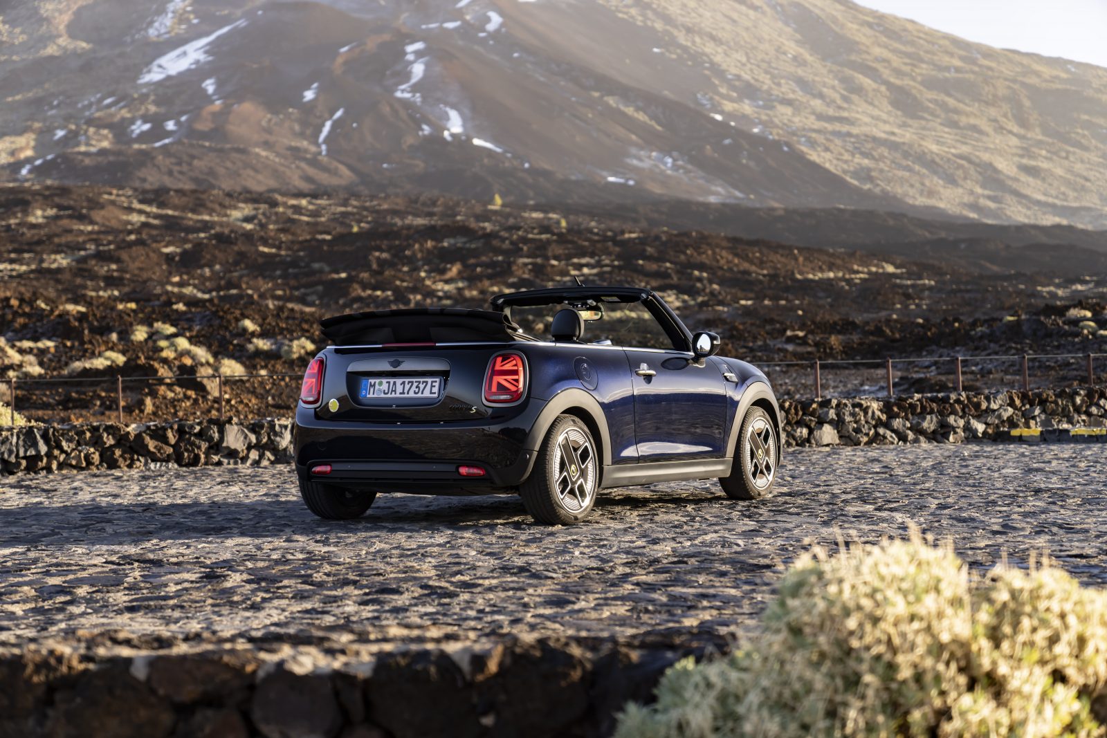 Mini electric convertible