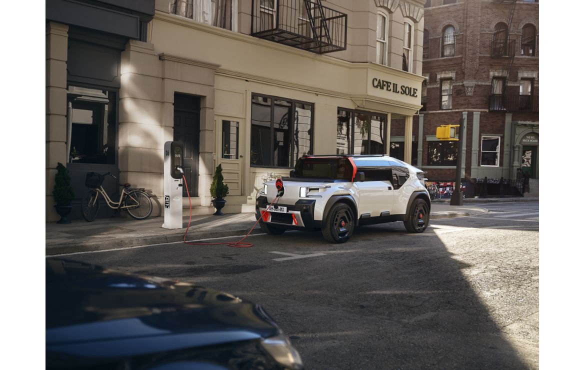 Citroen oli concept – reversing the trend for heavier cars