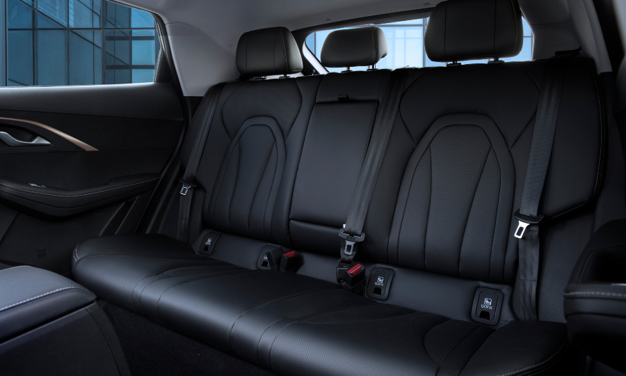 OMODA 5 interior - rear seats