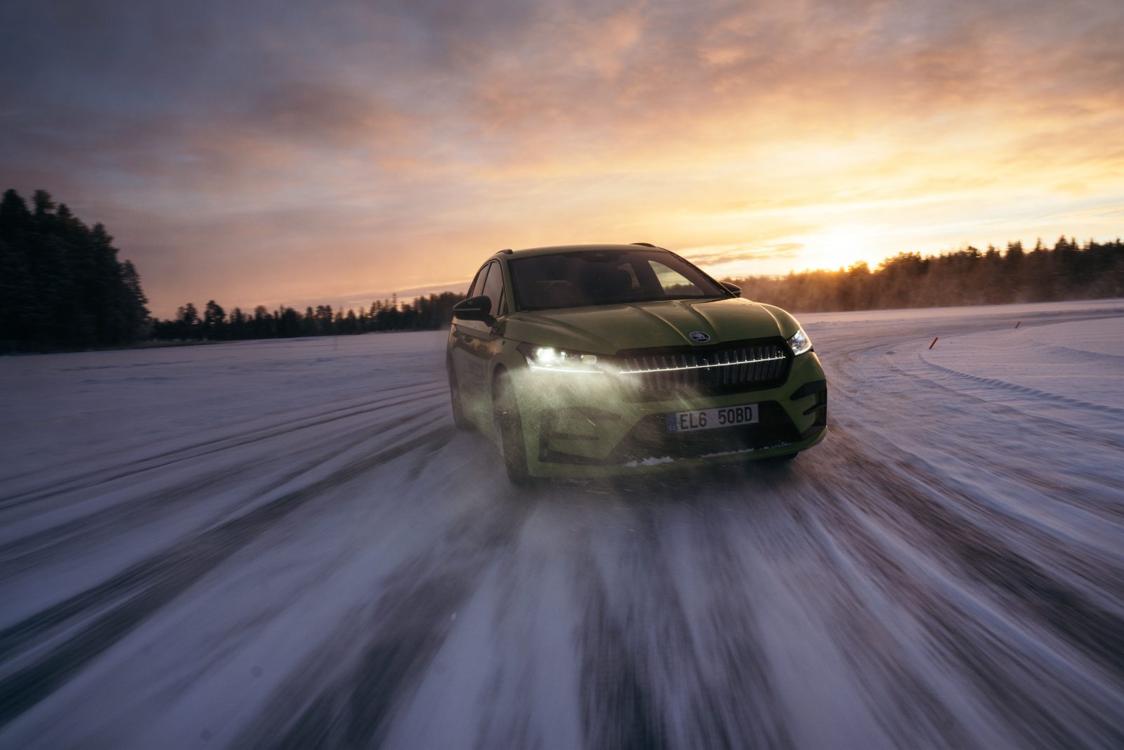 &Scaron;koda Enyaq iV vRS ice drift