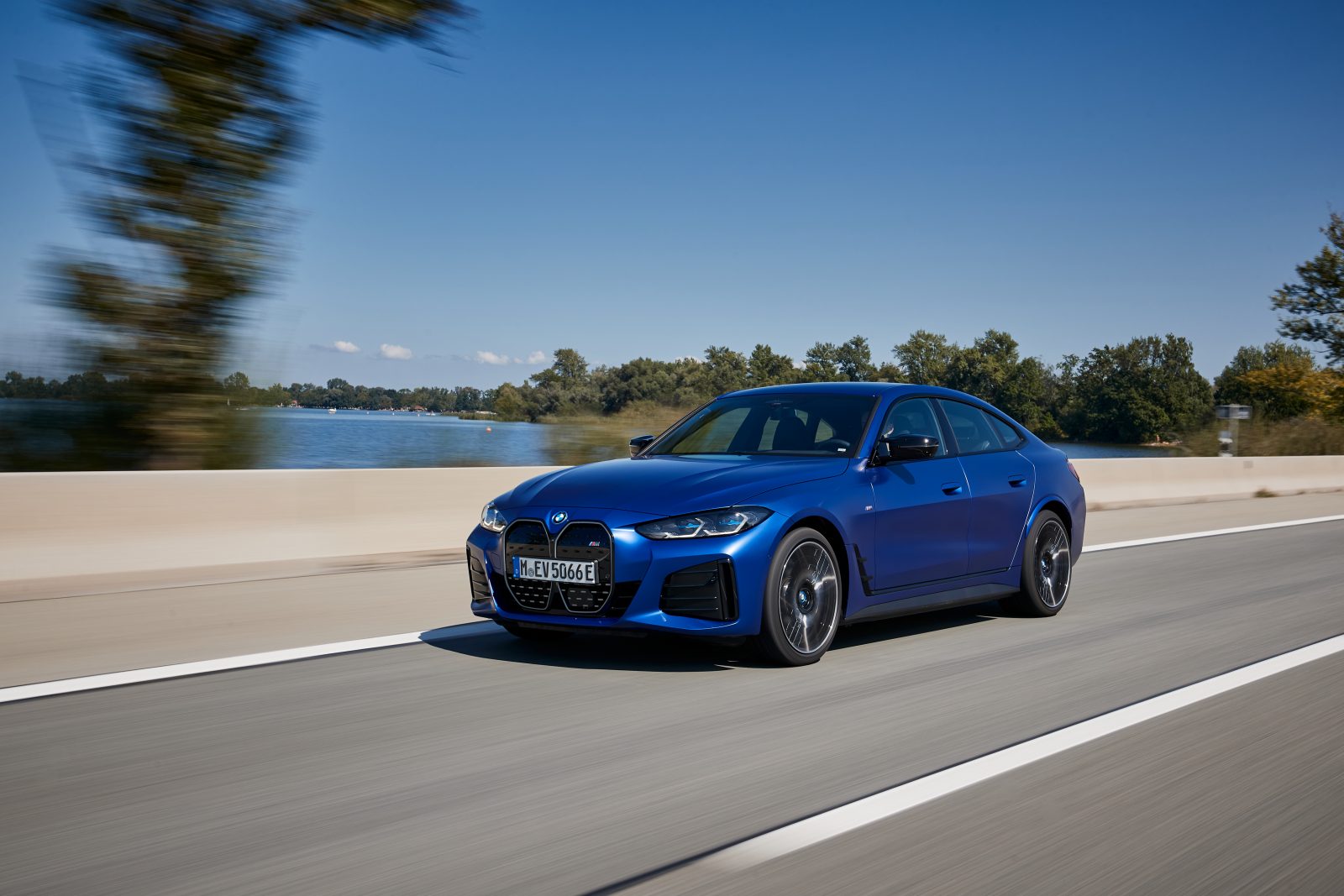 BMW i4 M50 review