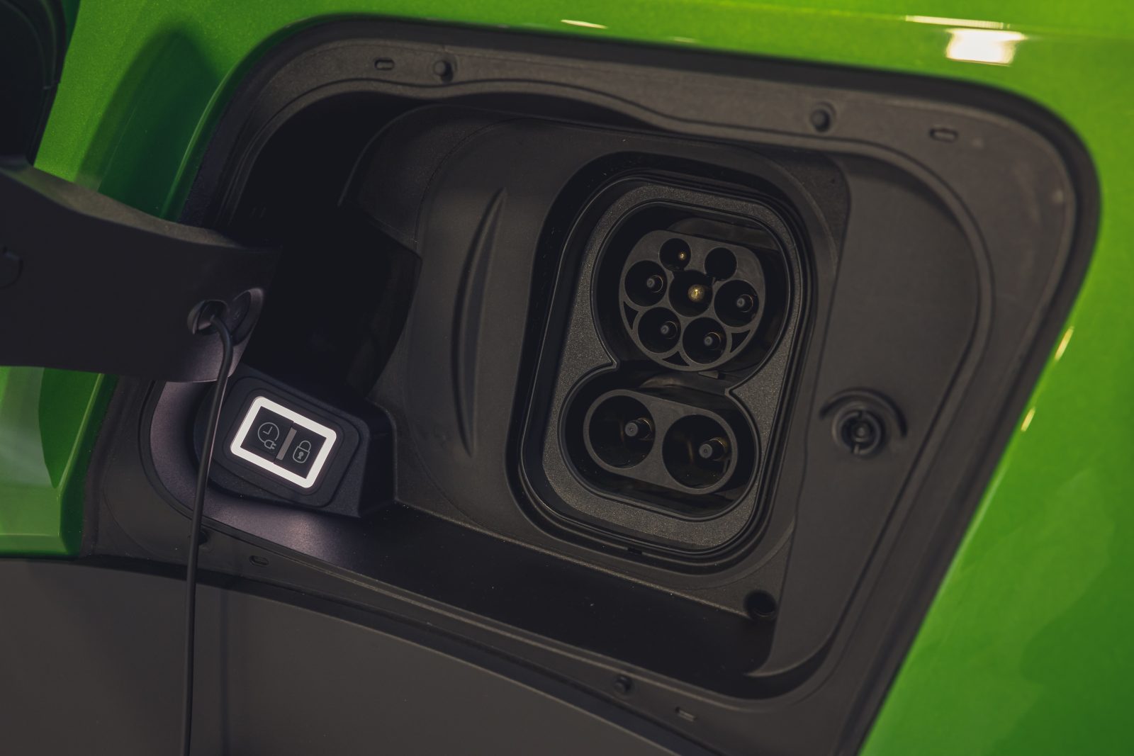 Vauxhall Mokka-e charger
