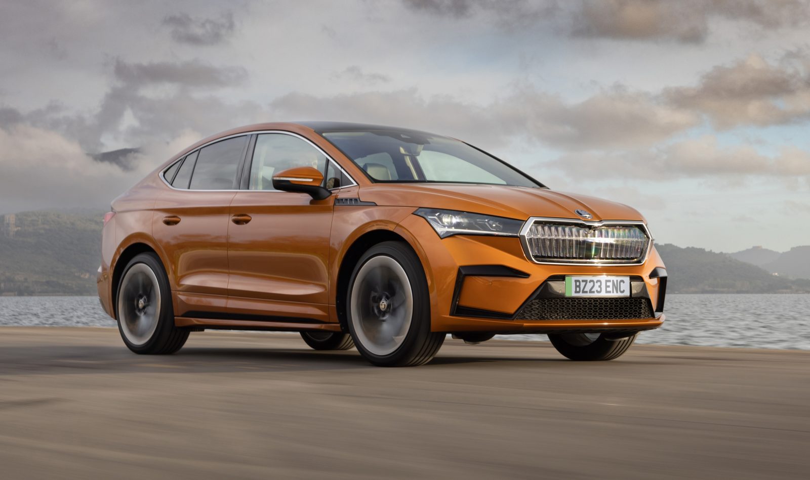 ENYAQ Coupe iV Phoenix Orange hero