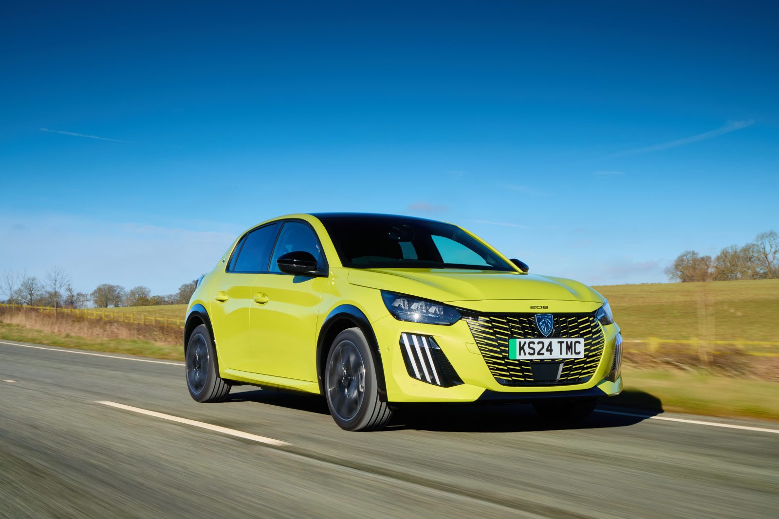 Peugeot e-208 exterior