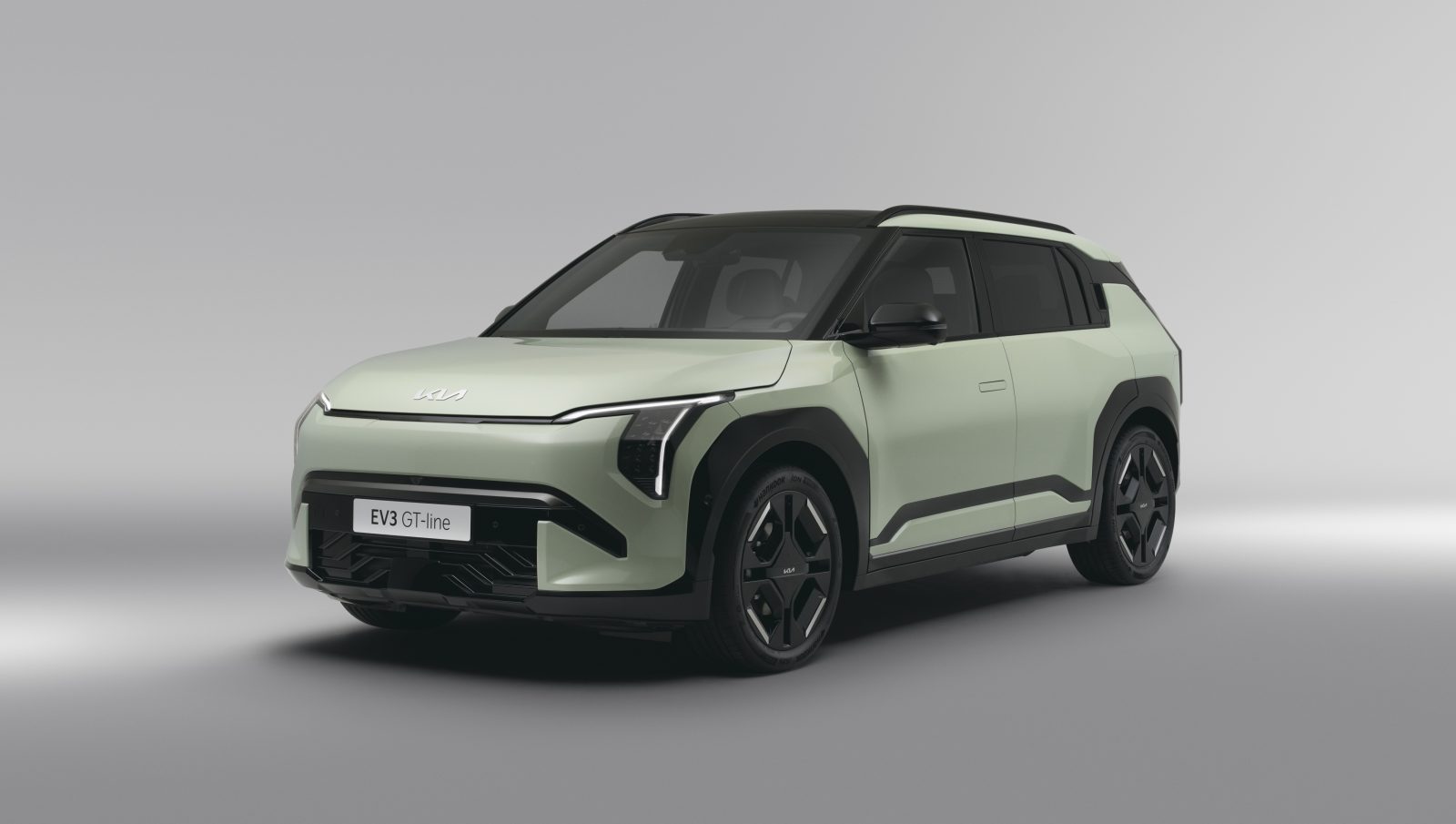 Kia EV3 revealed with class-leading tech
