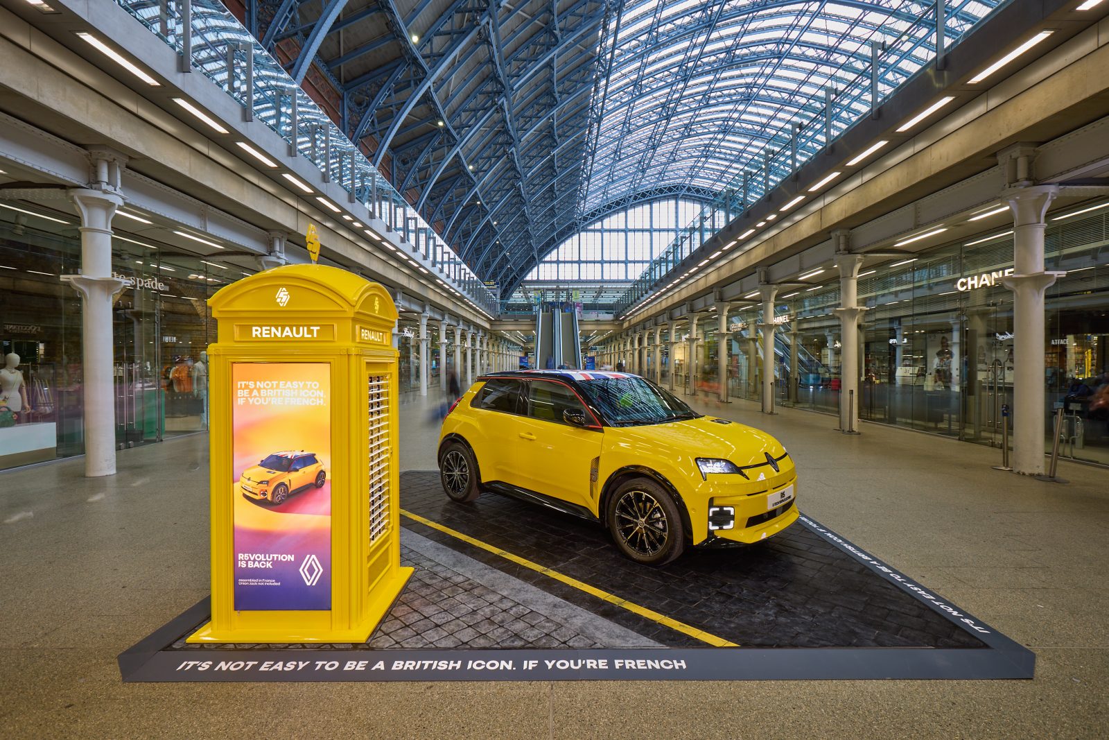 Renault 5 E-Tech St Pancras