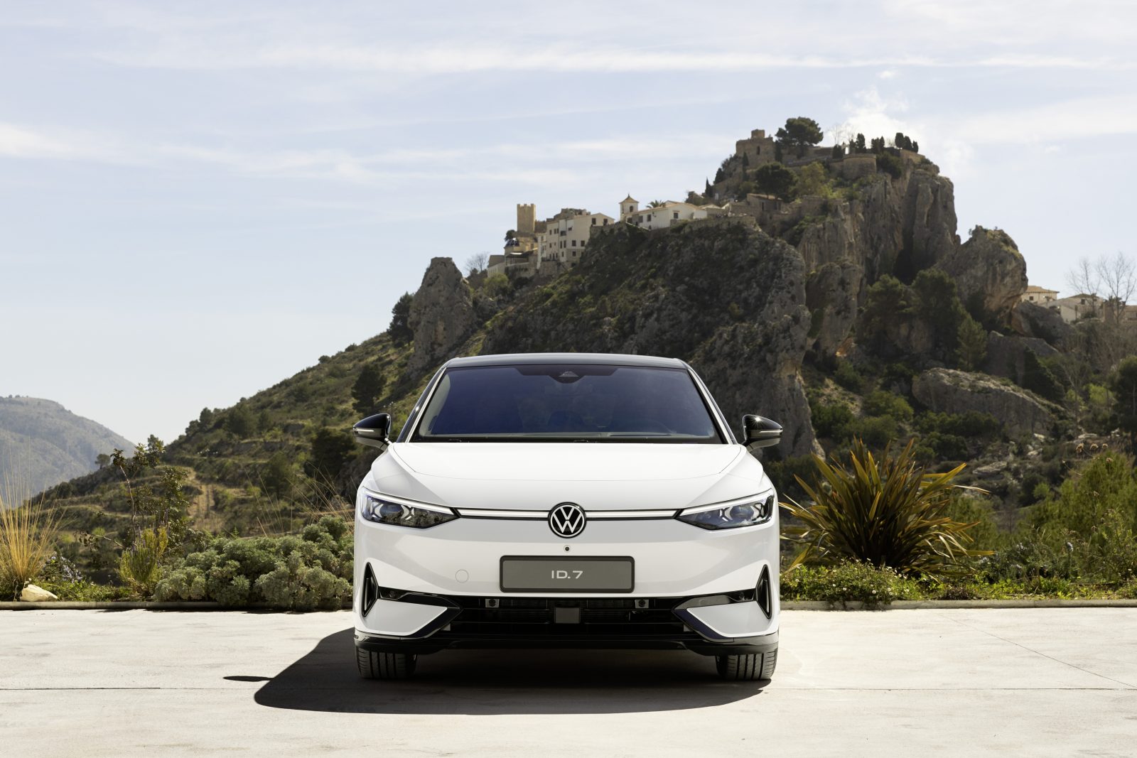 Revealed: Volkswagen ID.7 flagship saloon joins ID range