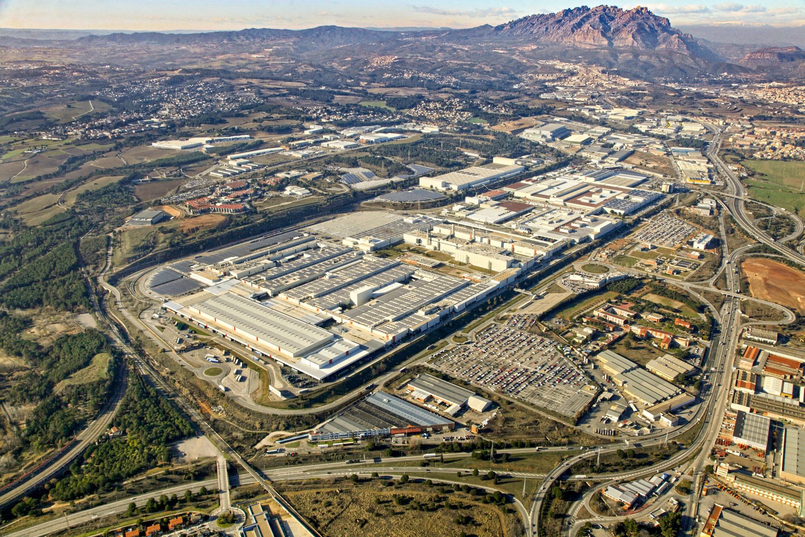 SEAT S.A. kicks off electrification journey
