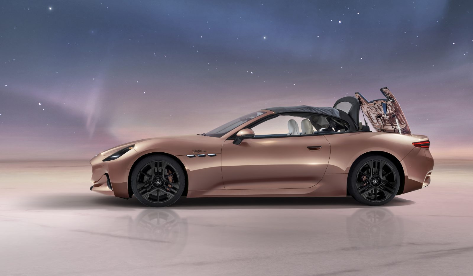 Maserati takes wraps off GranCabrio Folgore