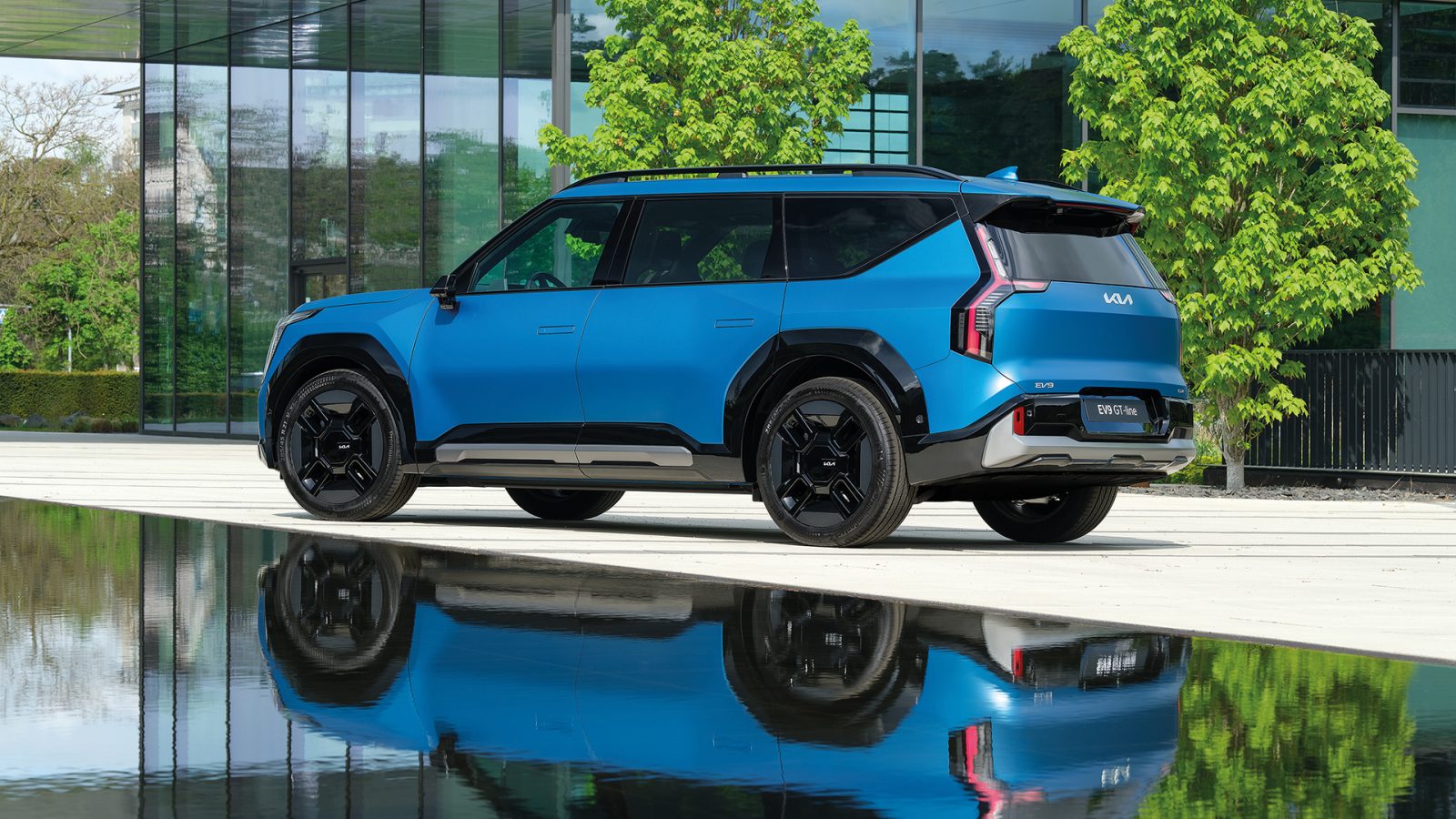 Kia EV9 in Blue