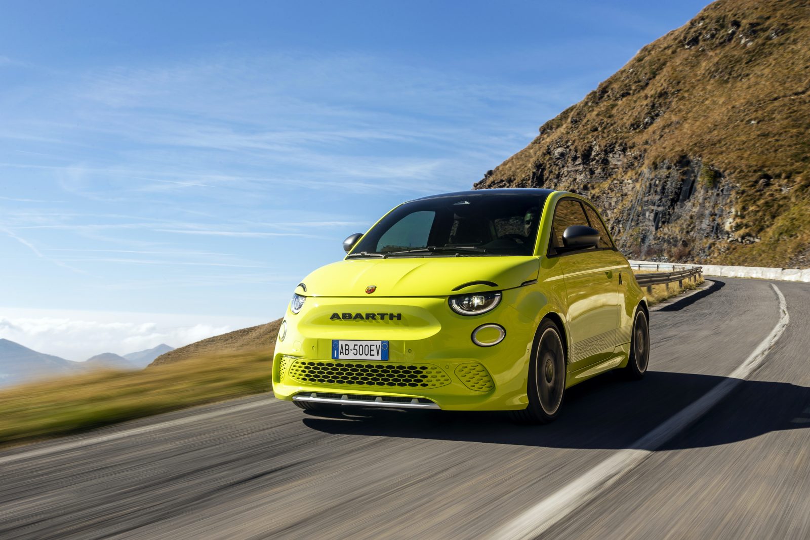 Abarth 500e Scorpionissima