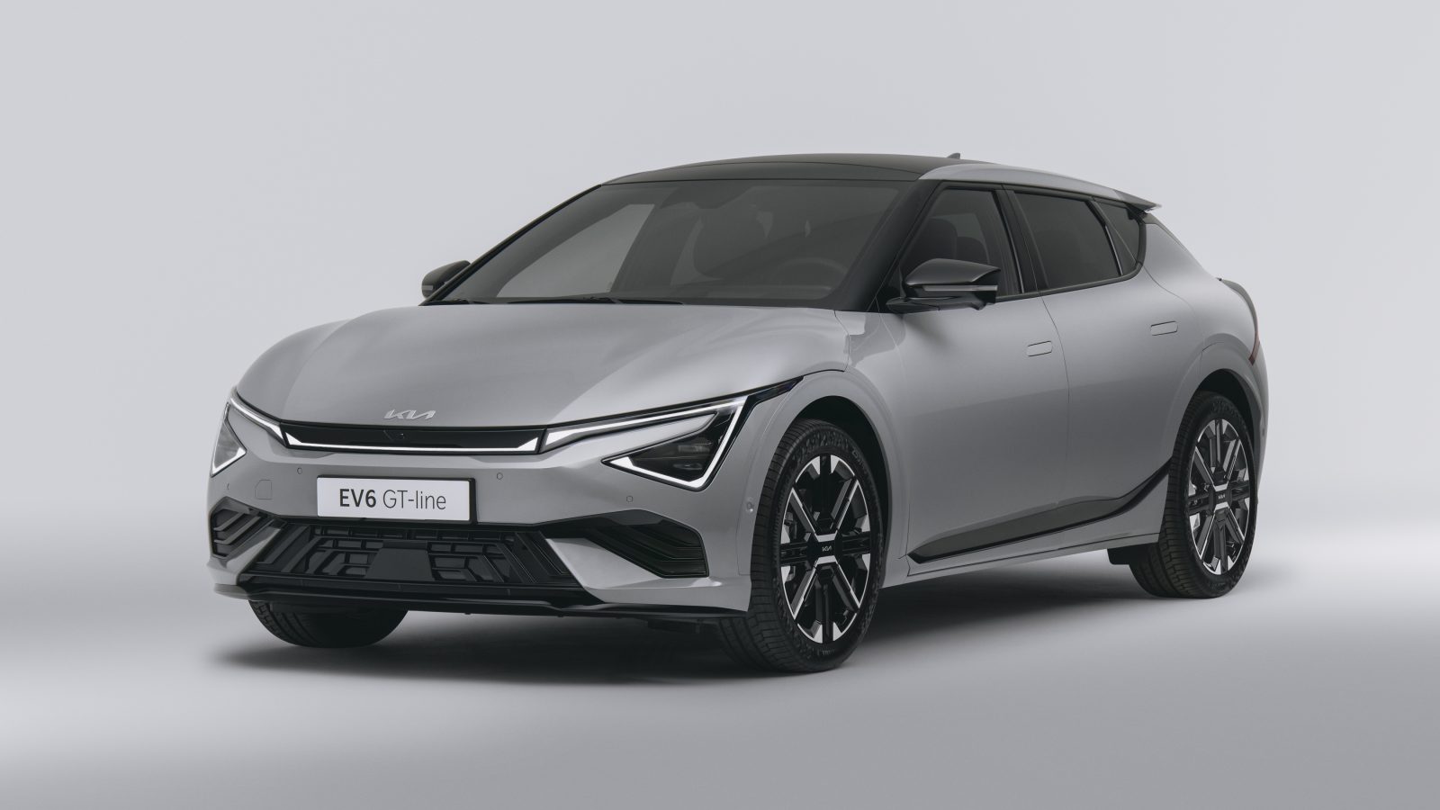 Kia gives makeover to award-winning EV6