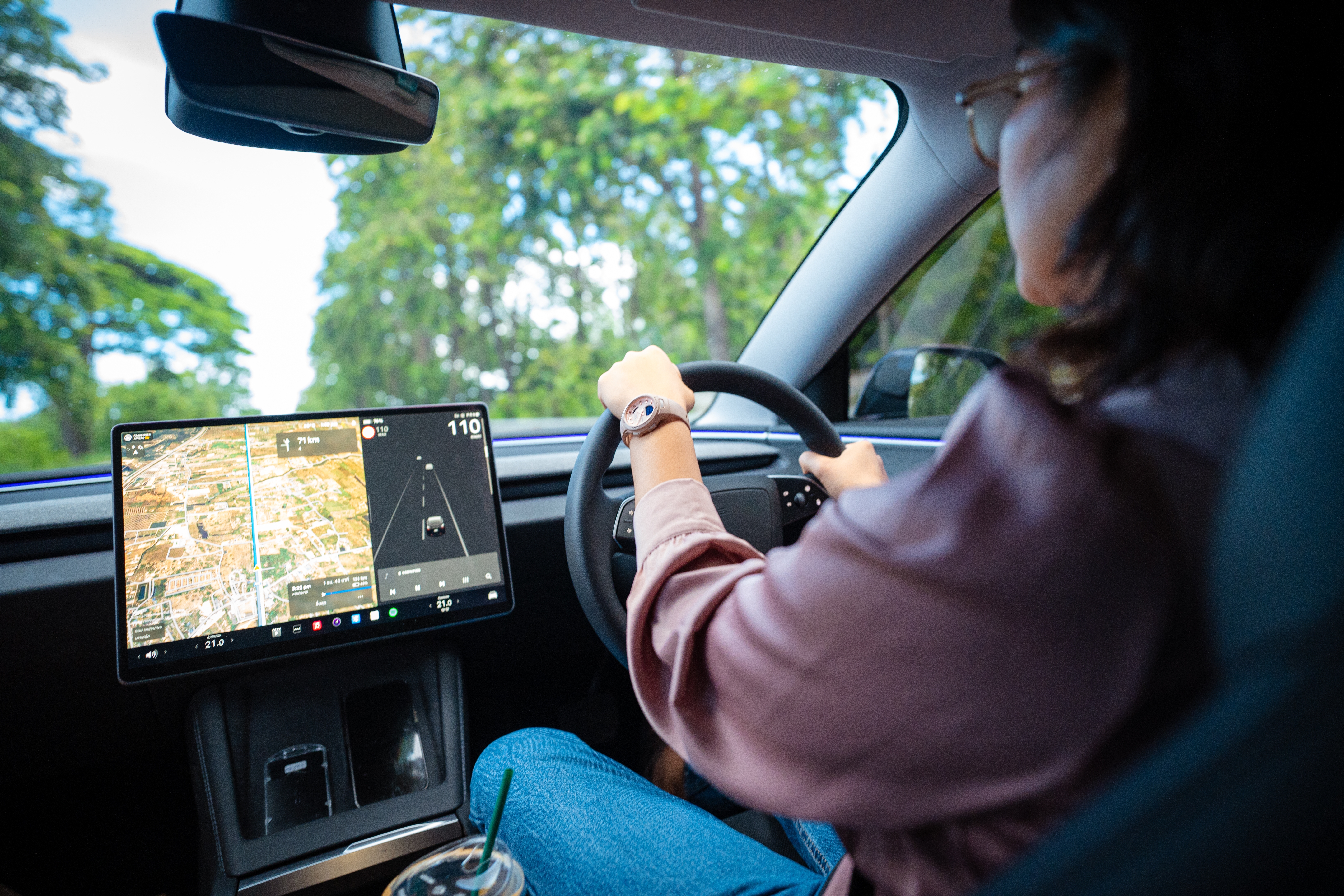 How does leasing an electric car work?